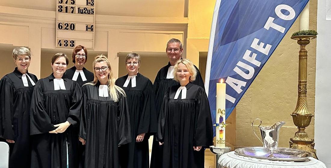 Header Was wir machen Taufe to go 2023 beteiligte Pastor:innen