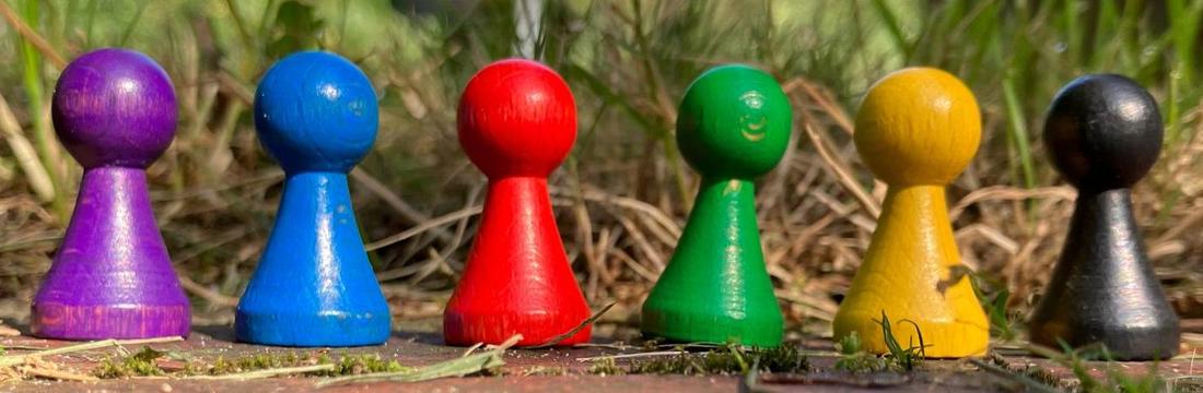 Header Menschen und Kontakt Spielfiguren