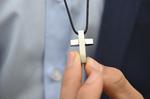 Anhänger mit Kreuz