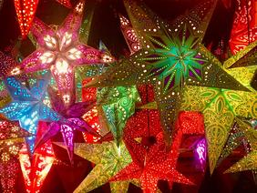 Weihnachtssterne bunt