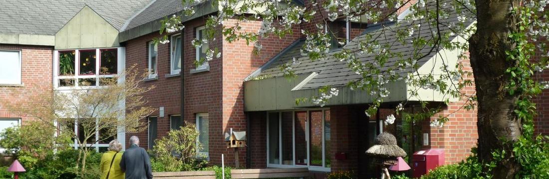 Lambertistift Oldenburg Eingang Pflegeheim