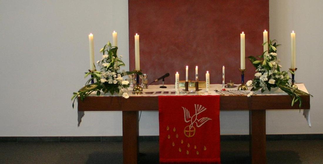 Header Martin-Luther-Kirche Oldenburg Altar