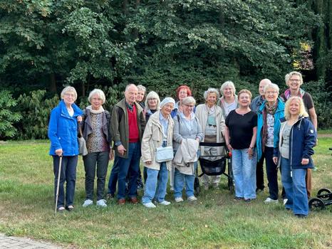 Gruppenfoto Gemeindeausflug ins Museumsdorf Cloppenburg