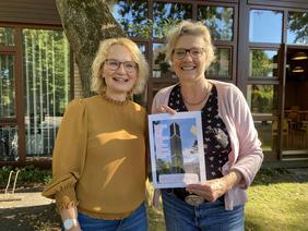 v.l. Pastorinnen Anja Kramer und Gudrun Lupas
